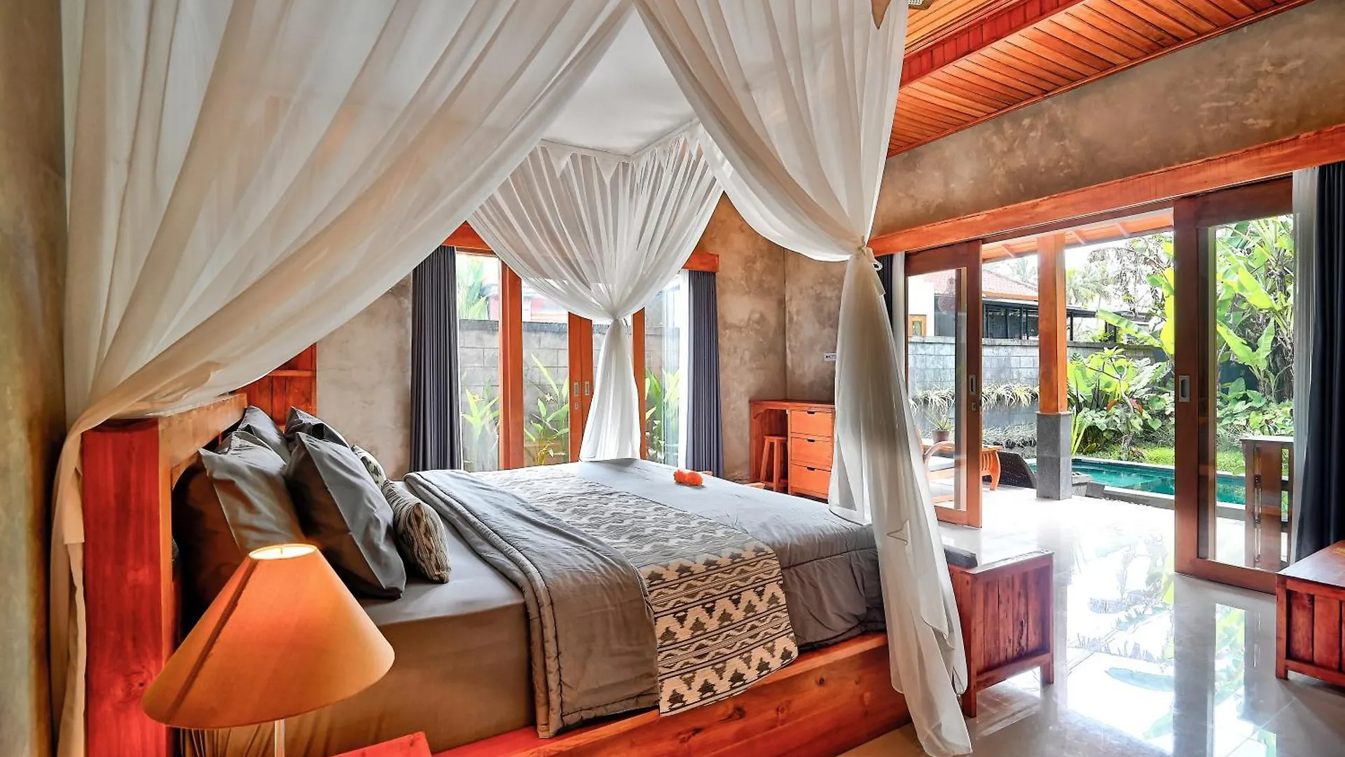 Gami Ubud Villa Indonesia